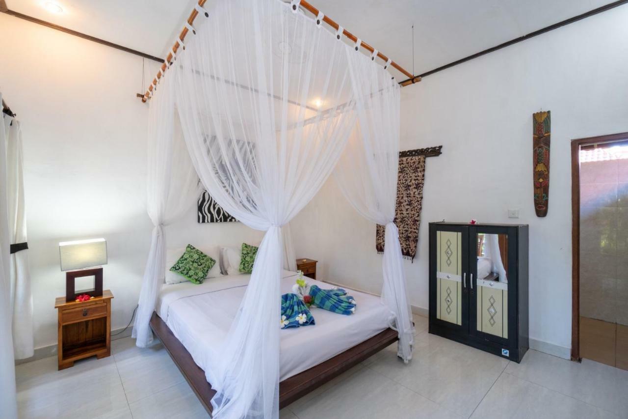 Taos House Nusa Lembongan Екстер'єр фото