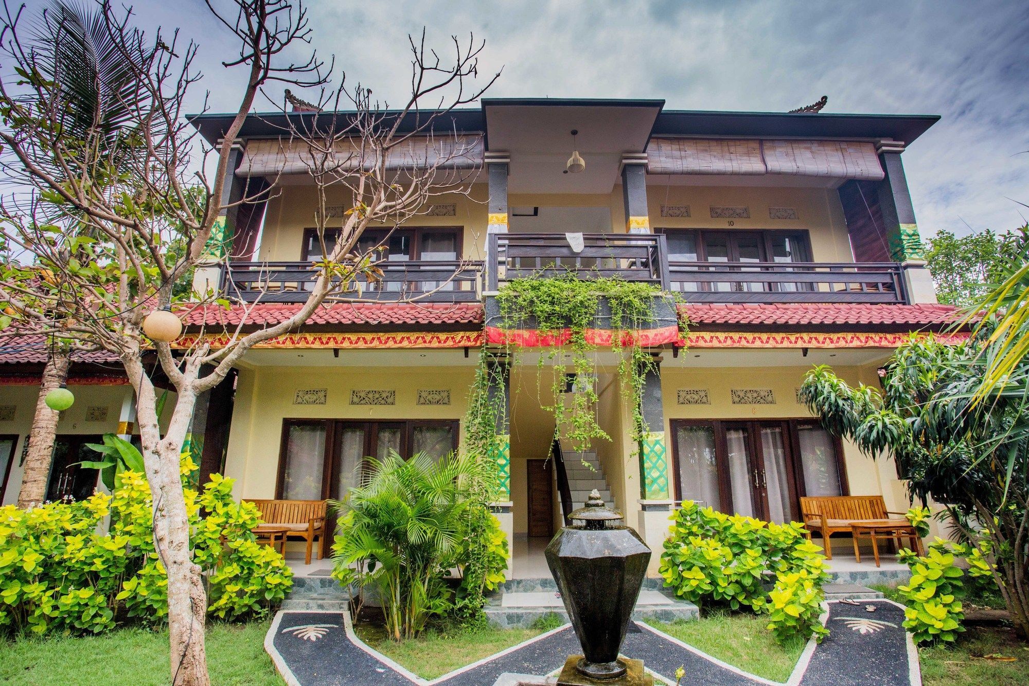Taos House Nusa Lembongan Екстер'єр фото