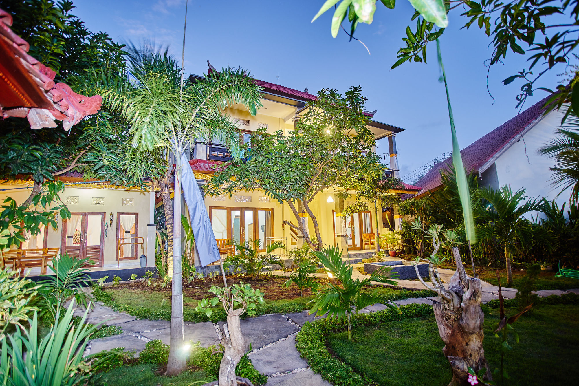 Taos House Nusa Lembongan Екстер'єр фото
