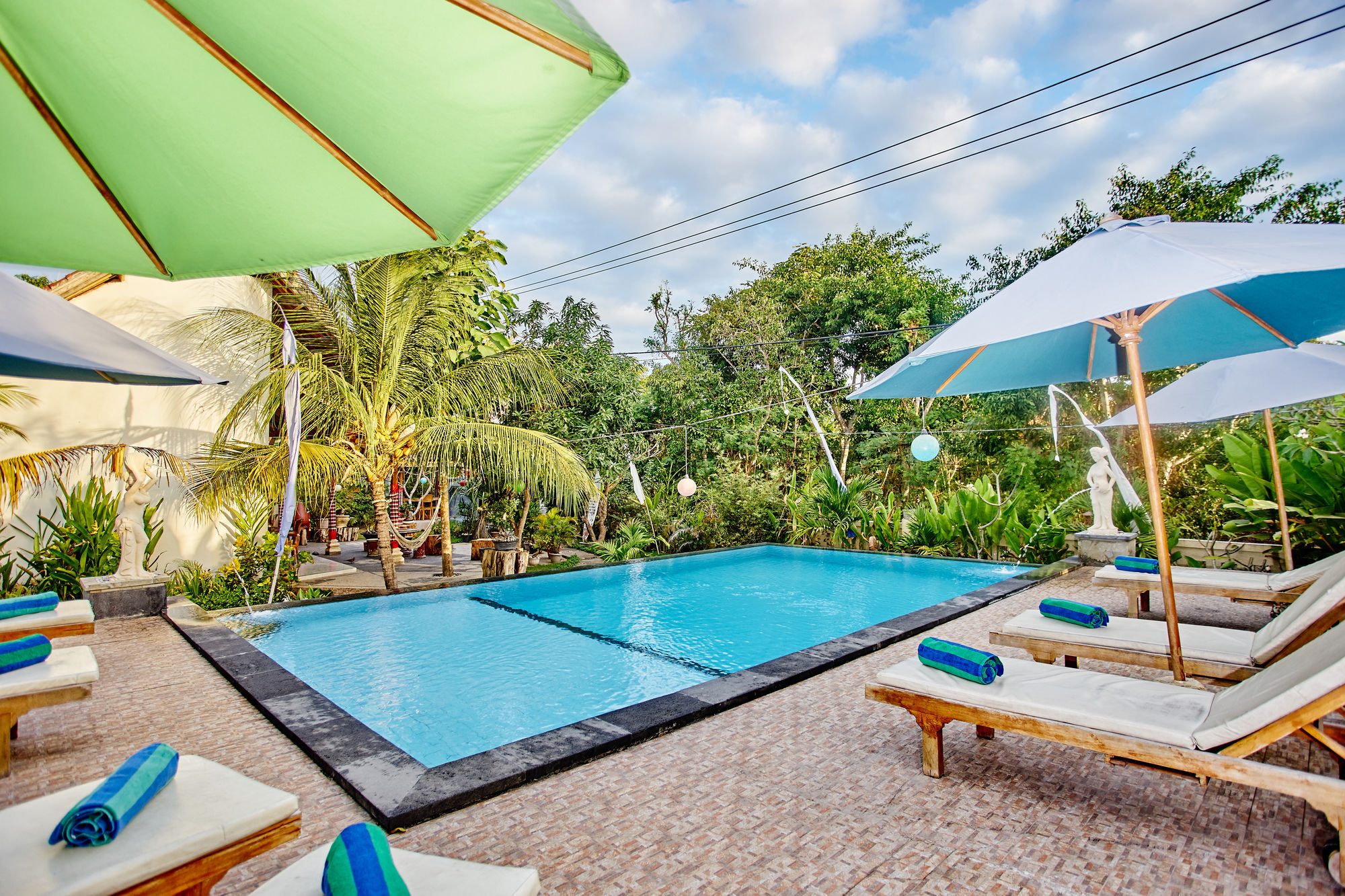 Taos House Nusa Lembongan Екстер'єр фото