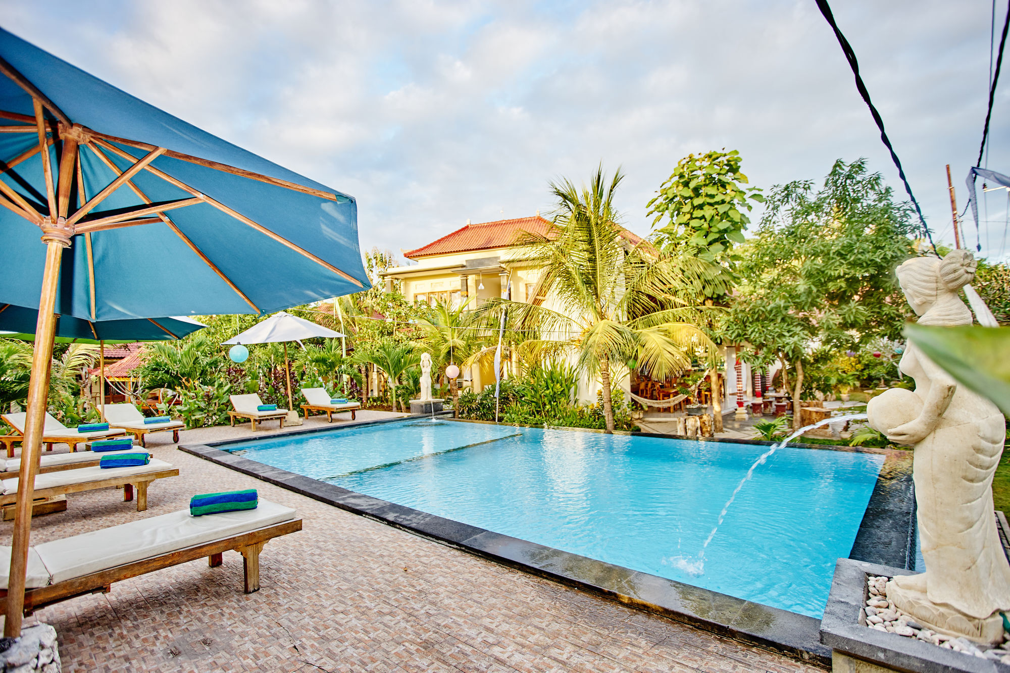Taos House Nusa Lembongan Екстер'єр фото